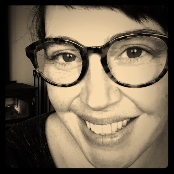 Meet your Posher, April - Picture 1 of 1